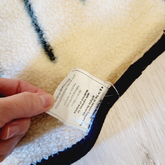 RARE Dr. Seuss Fleece Blanket Featuring Horton The Elephant Fox Cat in The Hat - Picture 11 of 14